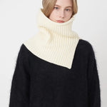 f68857d1-fafd-4a71-8cf6-c40fdda133dc-Max