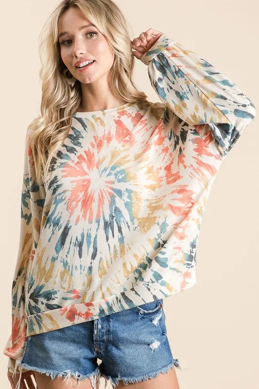 fashoner BiBi Tie Dye Print Terry Pullover close-up – vibrant tie dye details