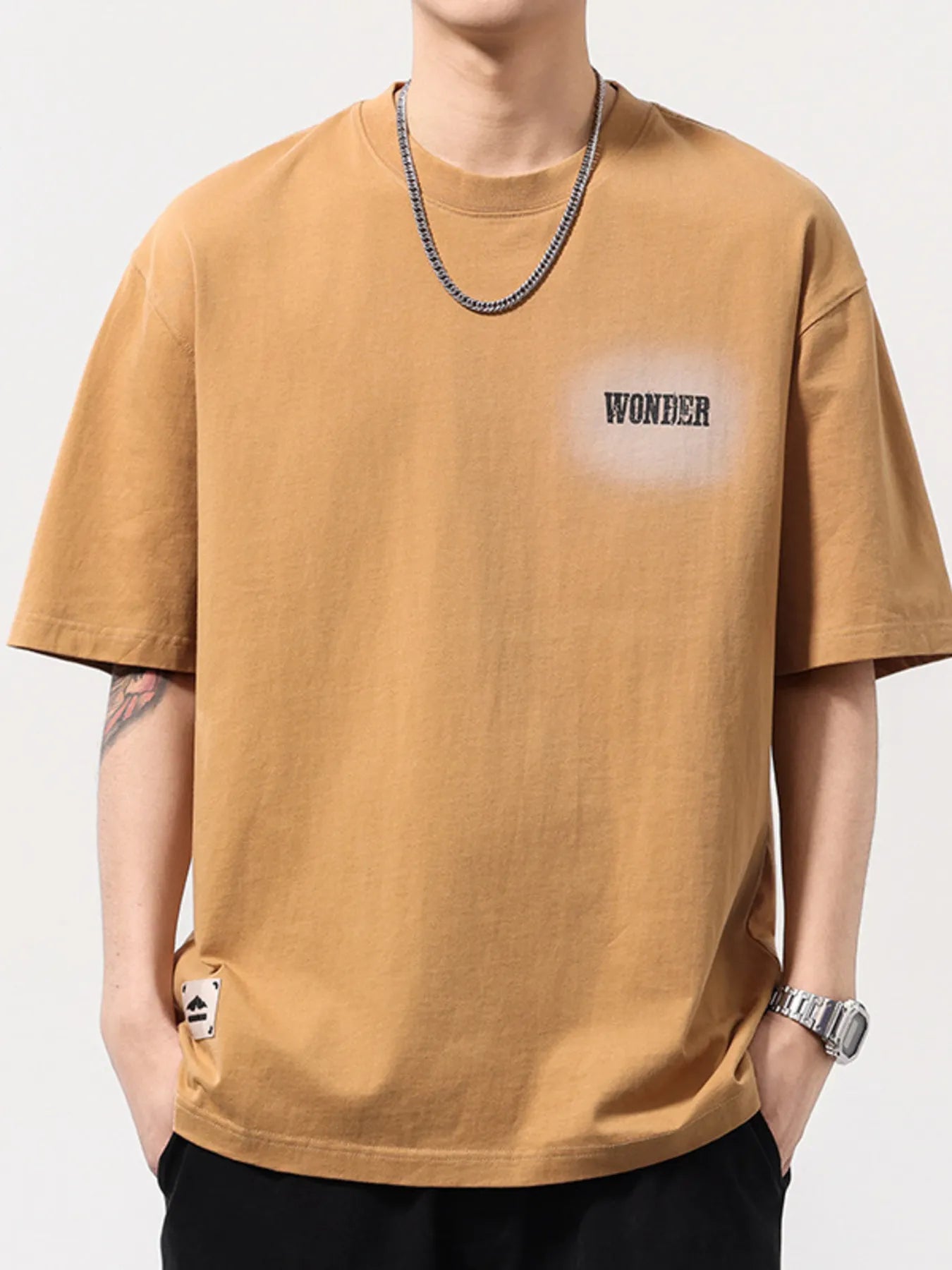 Men’s plus size round neck tee by Fashoner